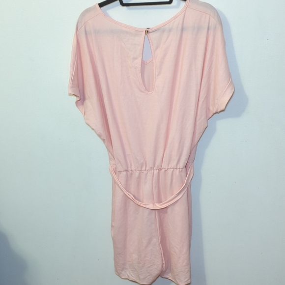 Chicsoul Pink Short-Sleeve Romper with Tie Waist, 4" inseam Women's Size 3X - Picture 4 of 4